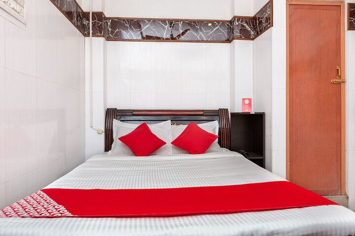 Room 15 of 23