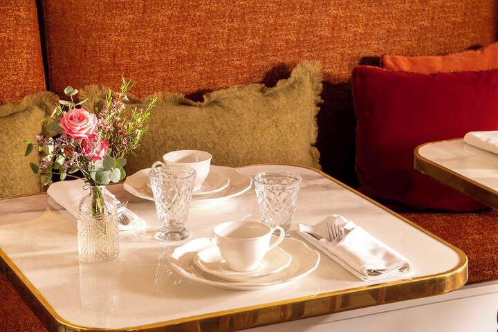 Breakfast/Coffee Service 67 of 79