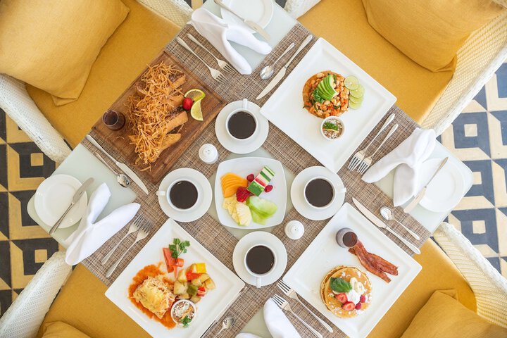 Dining 101 of 167