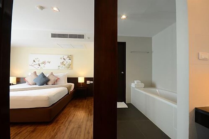 Room 12 of 61