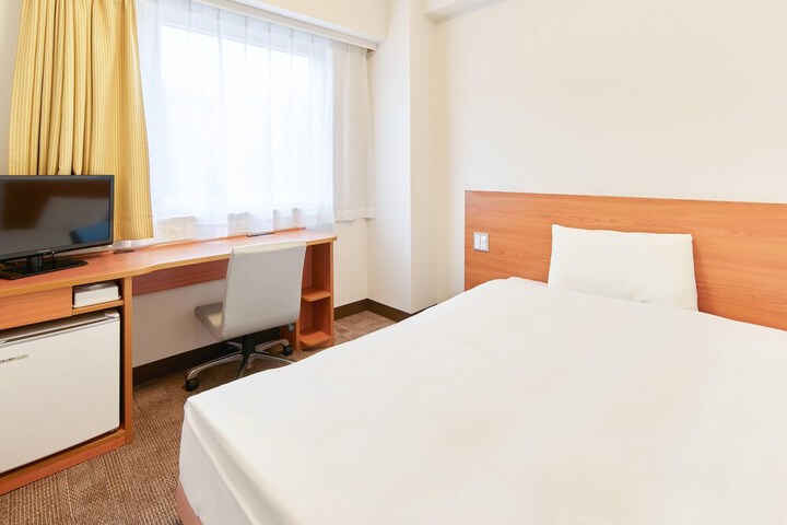 Room 6 of 26