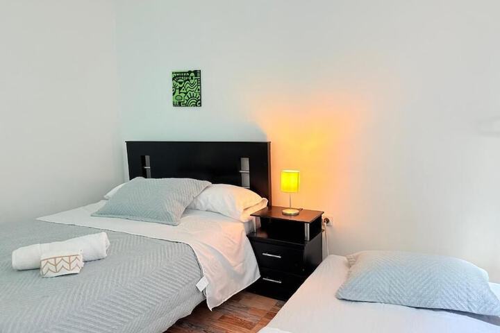 Room 4 of 14