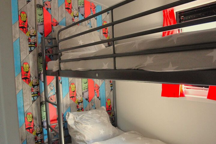 Room 3 of 21