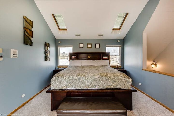 Room 3 of 23