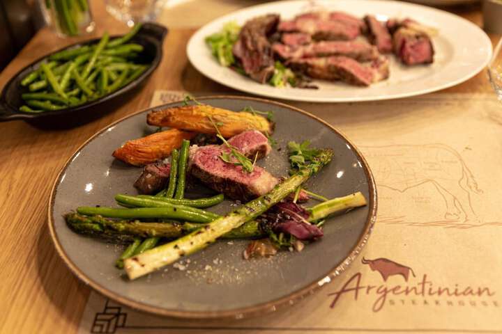 Dining 57 of 78