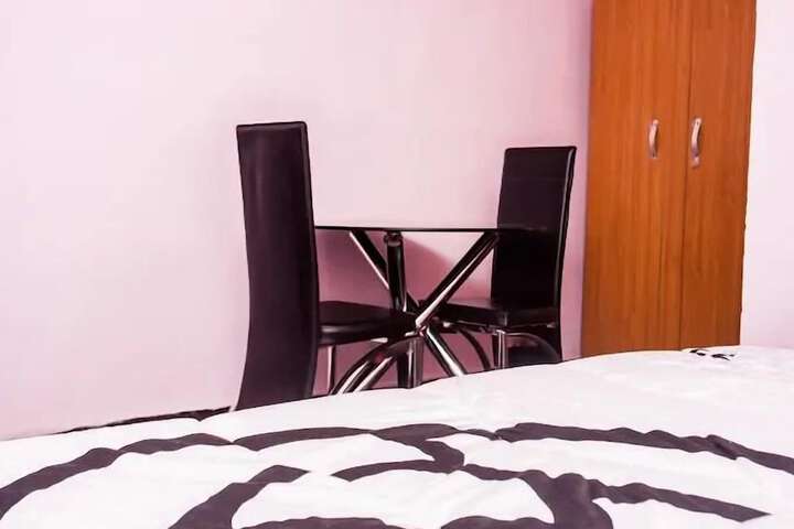 Room 2 of 46