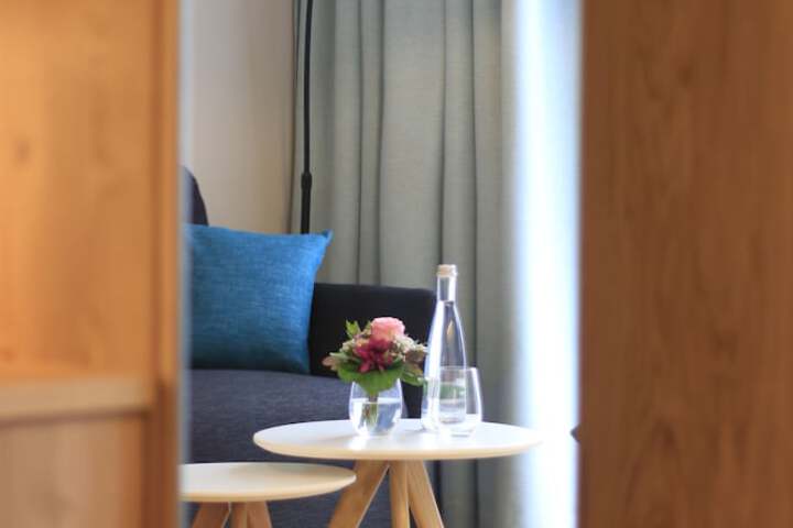 Room 7 of 37