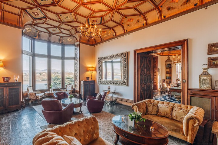 Guest Lobby