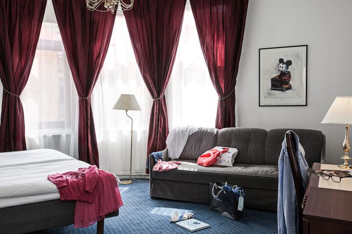 Room 3 of 30