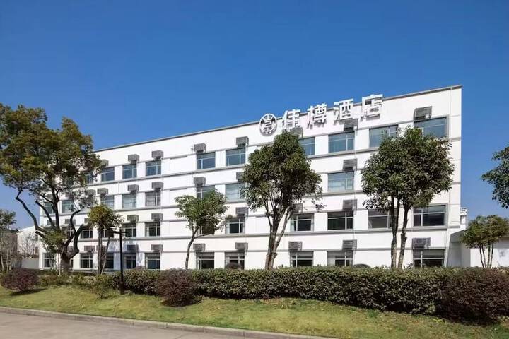Hotel 26 of 26