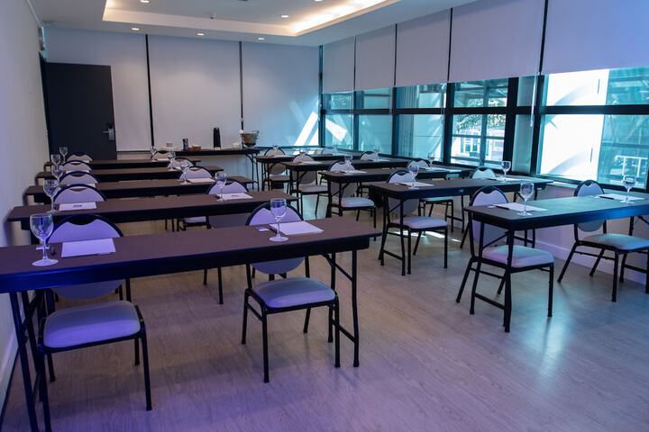 Ballroom/Hall 92 of 97