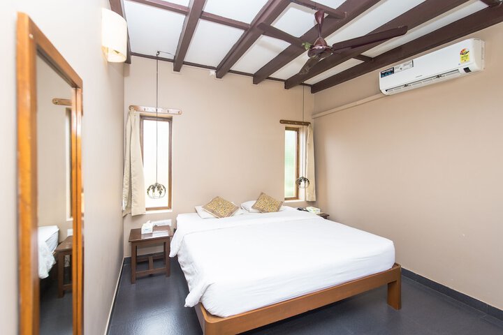 Room 17 of 125