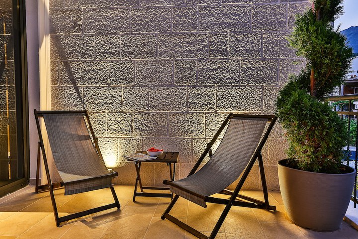 Terrace/Patio 49 of 56