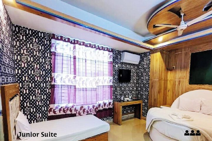 Room 16 of 22