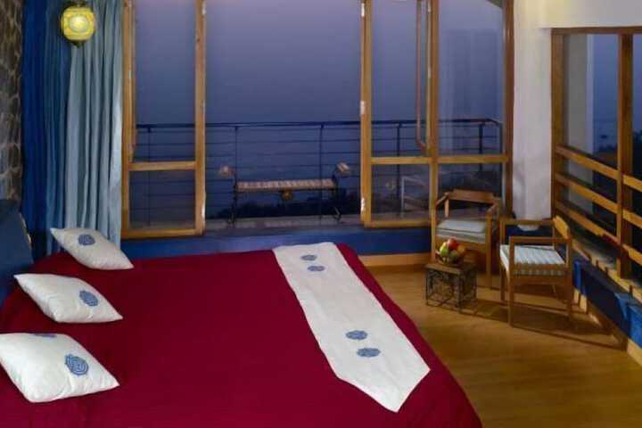 Room 7 of 51