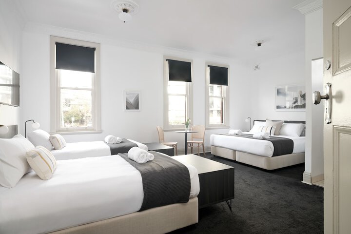 Room 15 of 30