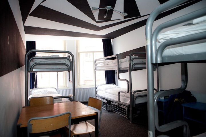 Room 3 of 91