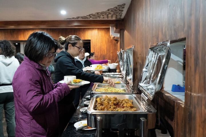 Dining 84 of 198