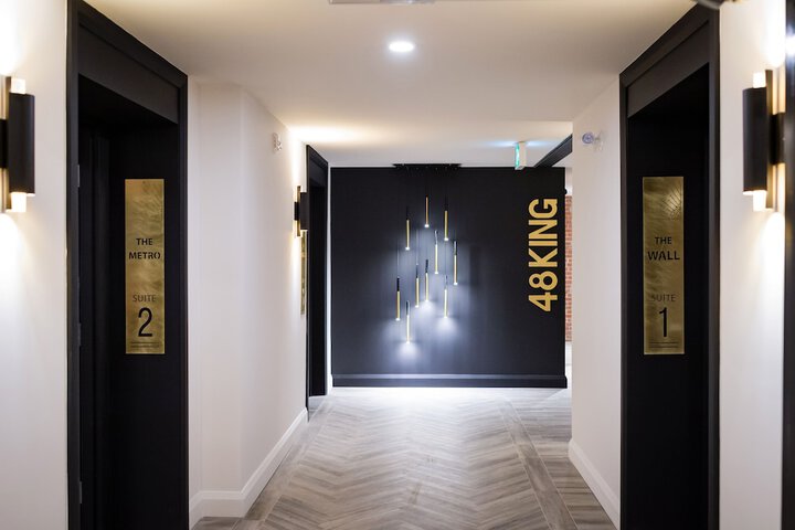 Ballroom/Hall 49 of 54