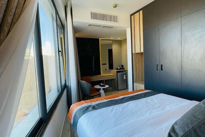 Room 19 of 50