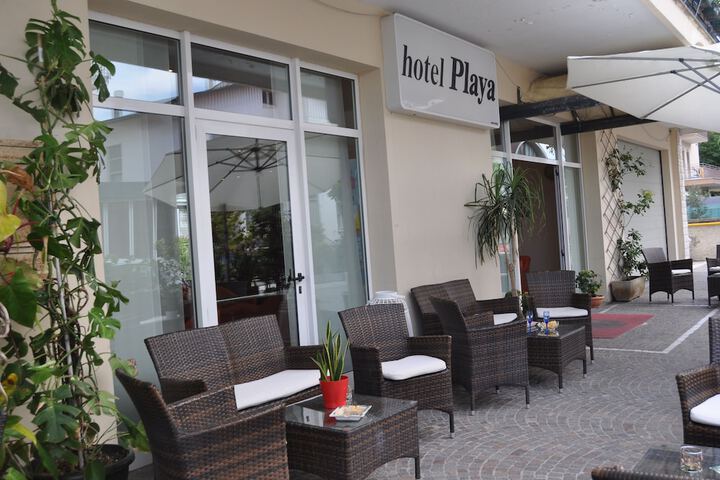 Hotel 7 of 13