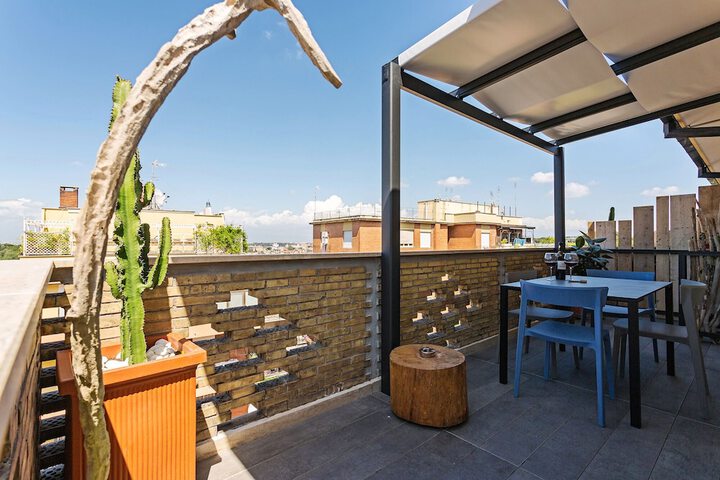 Terrace/Patio 204 of 270