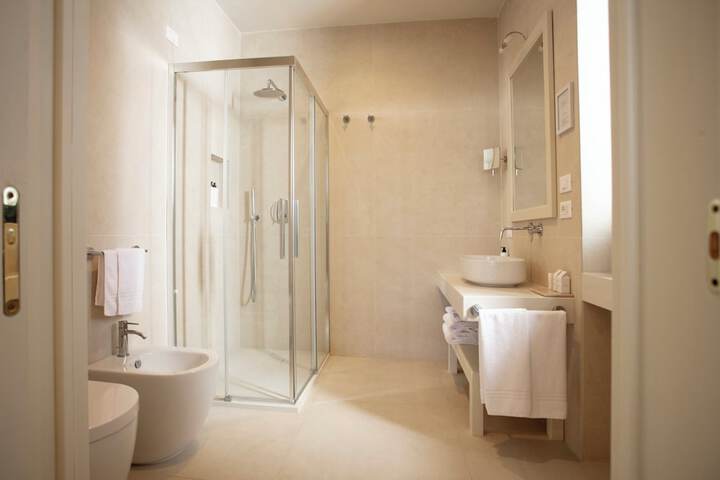 Clean Restrooms