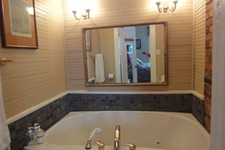 Hot Tub 35 of 45
