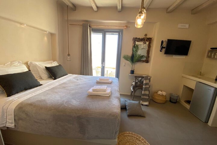 Room 15 of 46