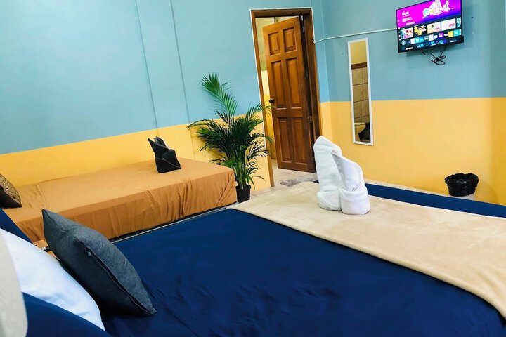Room 6 of 22