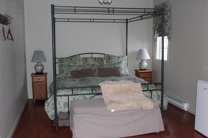 Room 4 of 45