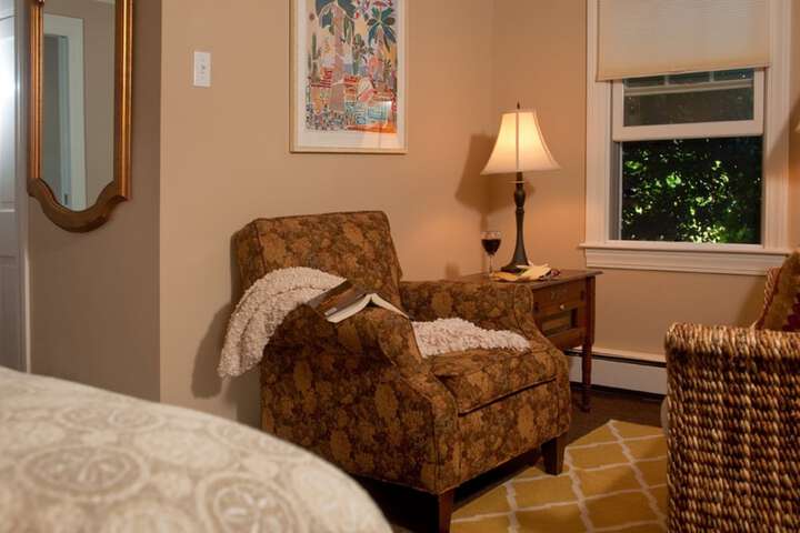 Room 15 of 142