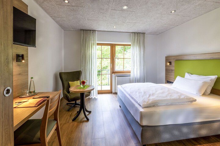 Room 8 of 23