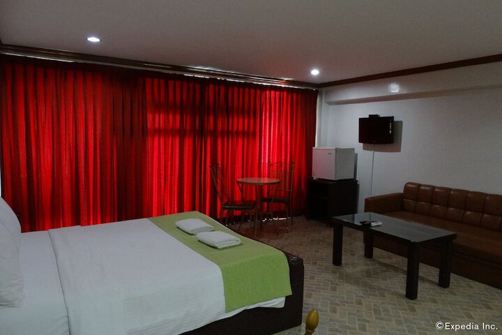 Room 26 of 46