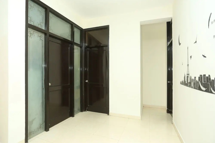 Room 15 of 17
