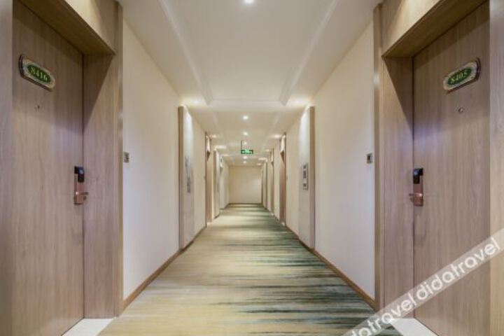Hotel Interior 13 of 27