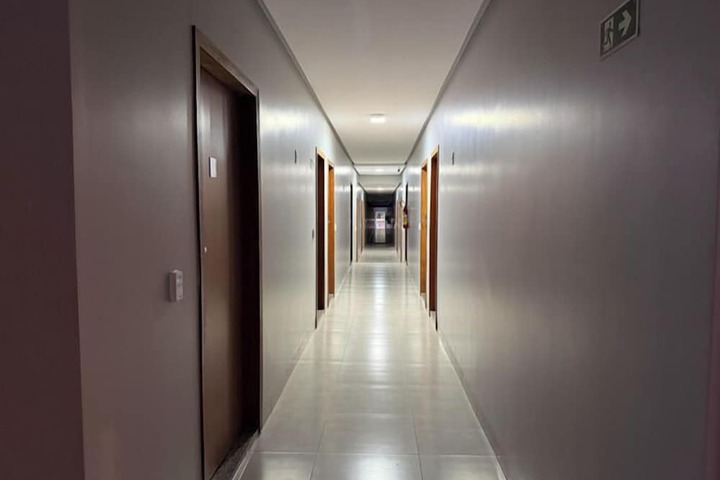 Ballroom/Hall 14 of 15