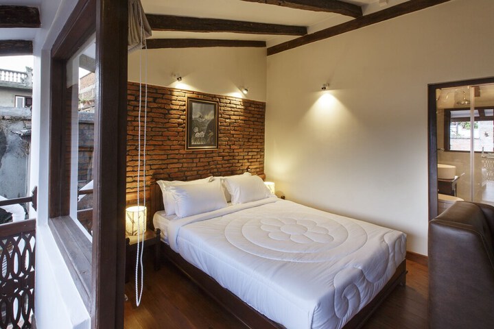 Room 7 of 52