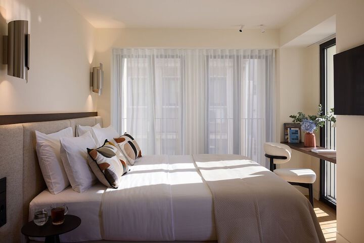 Room 13 of 50