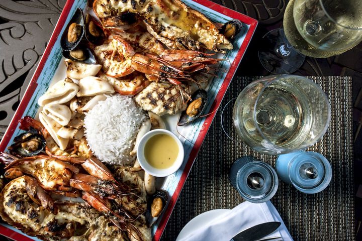 Dining 40 of 86