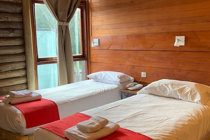 Room 2 of 9