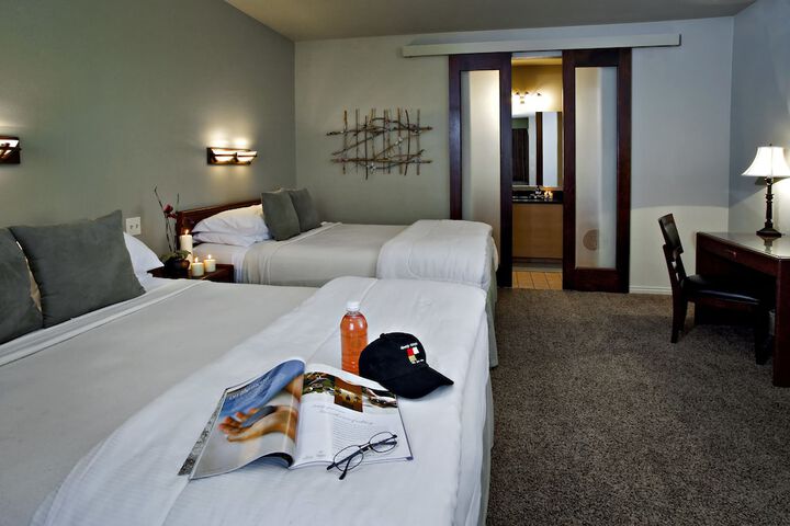 Room 10 of 165