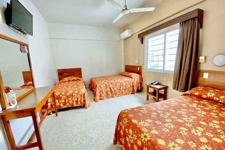 Room 10 of 22