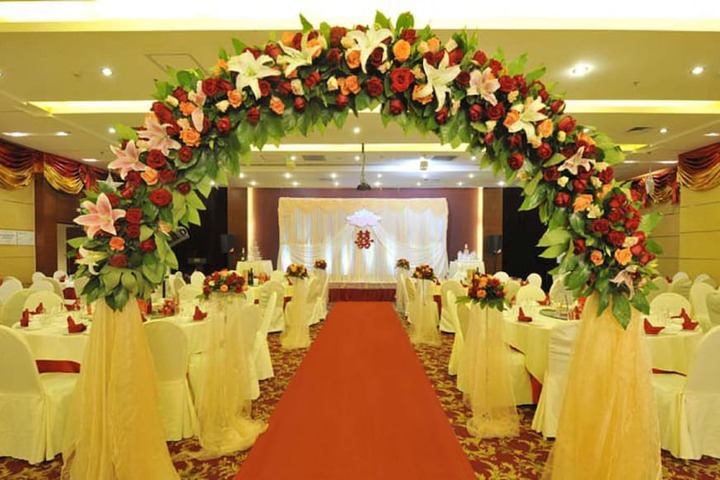 Banquet hall