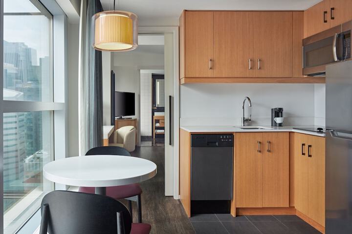Room 25 of 141
