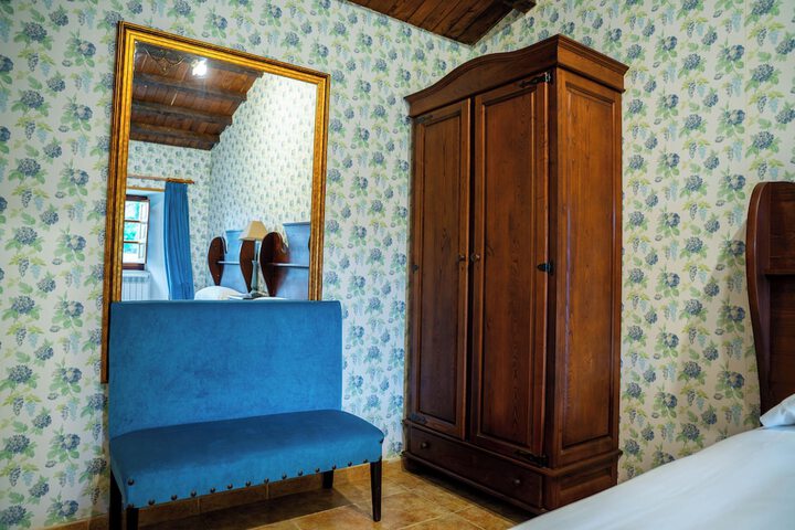 Room 23 of 75