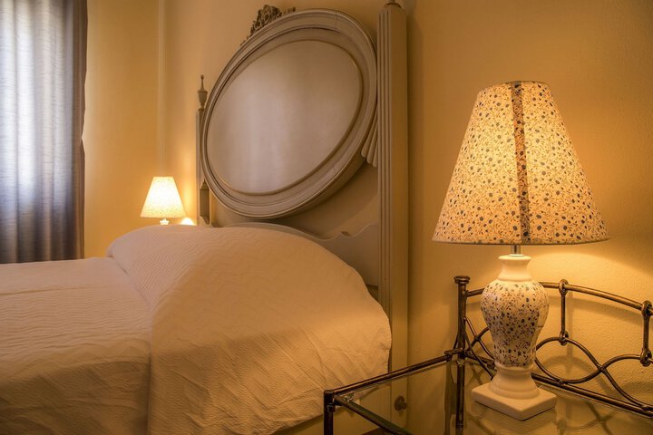 Room 4 of 26
