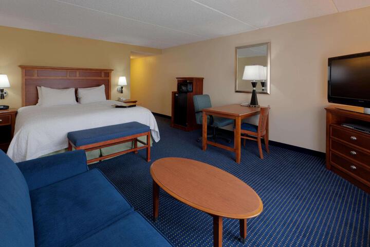 1 King Bed (1 of 12)