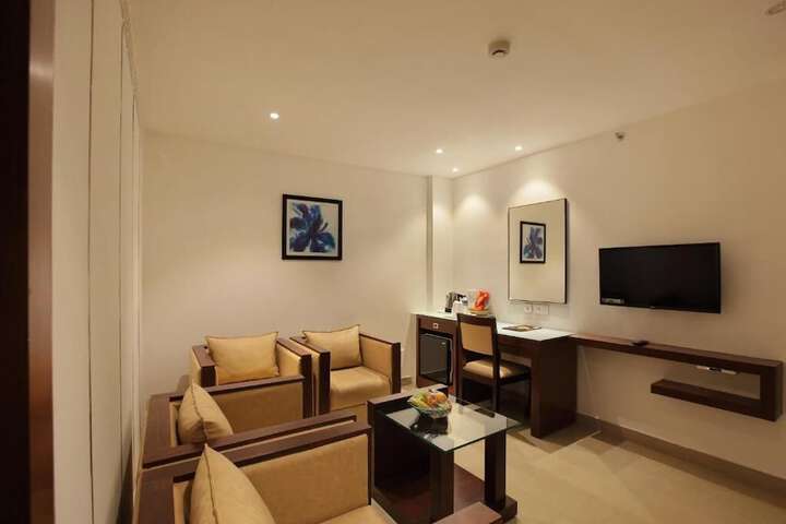 Room 7 of 31