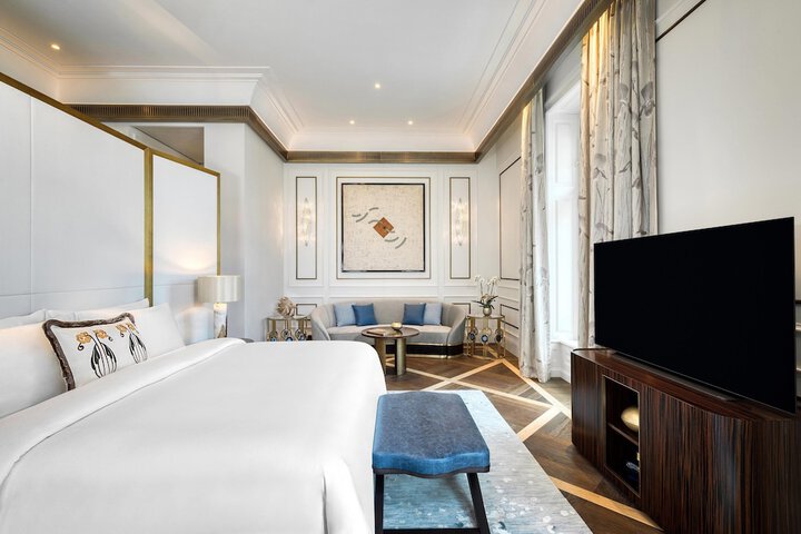 Room 41 of 169